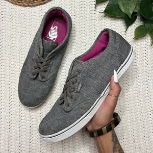 Vans| Woman’s lace up gray canvas low top sneakers